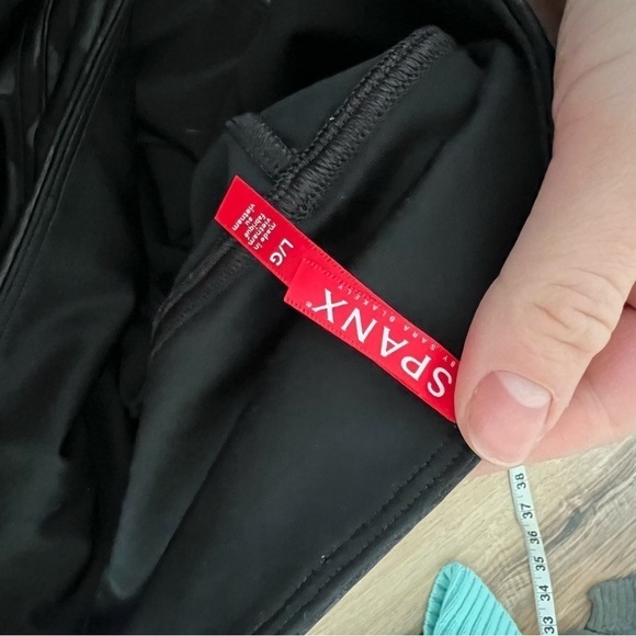 Spanx Faux Leather Camo Leggings - Picture 14 of 16